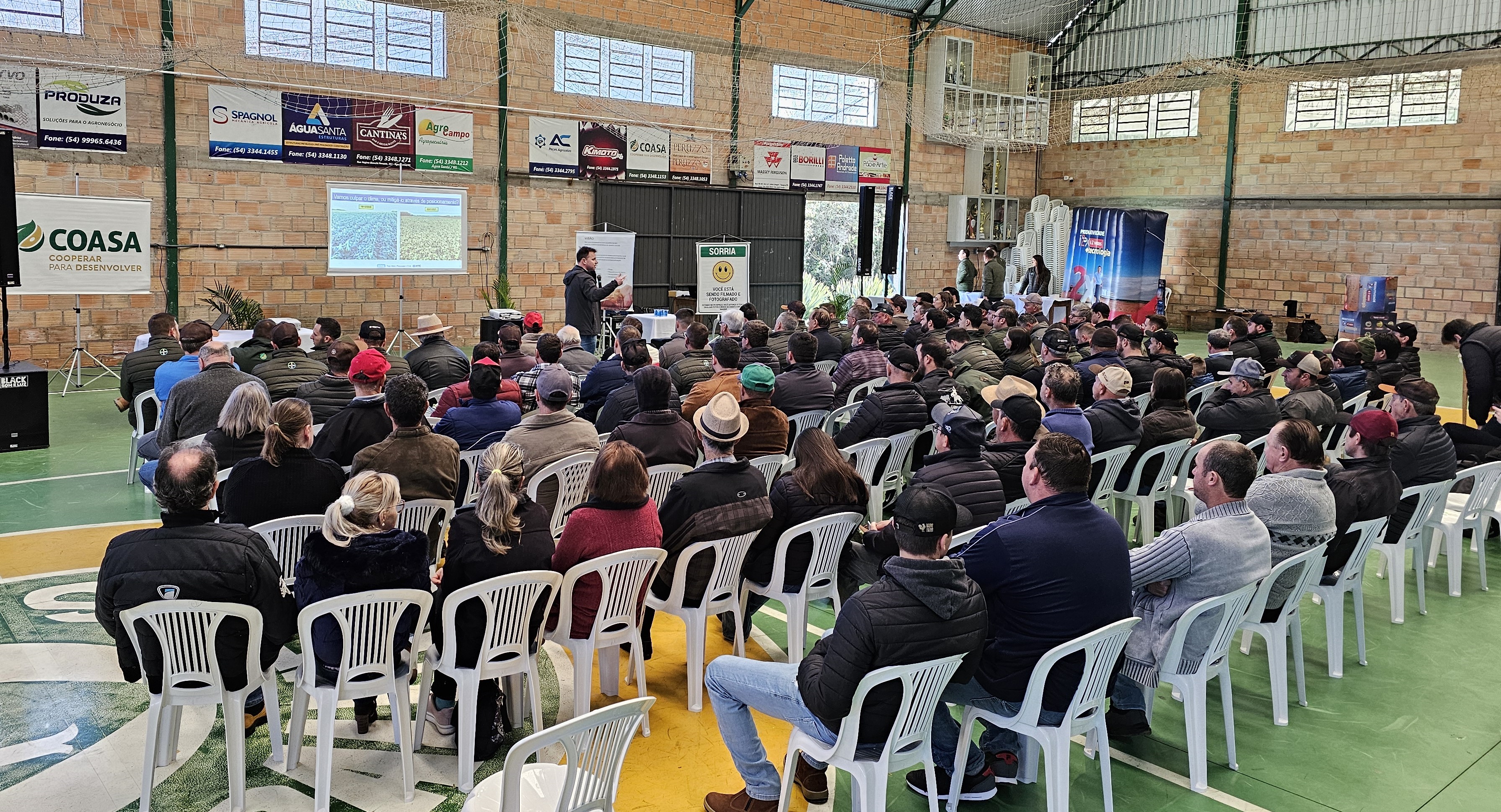 Coasa promove treinamento sobre produtividade da cultura da soja