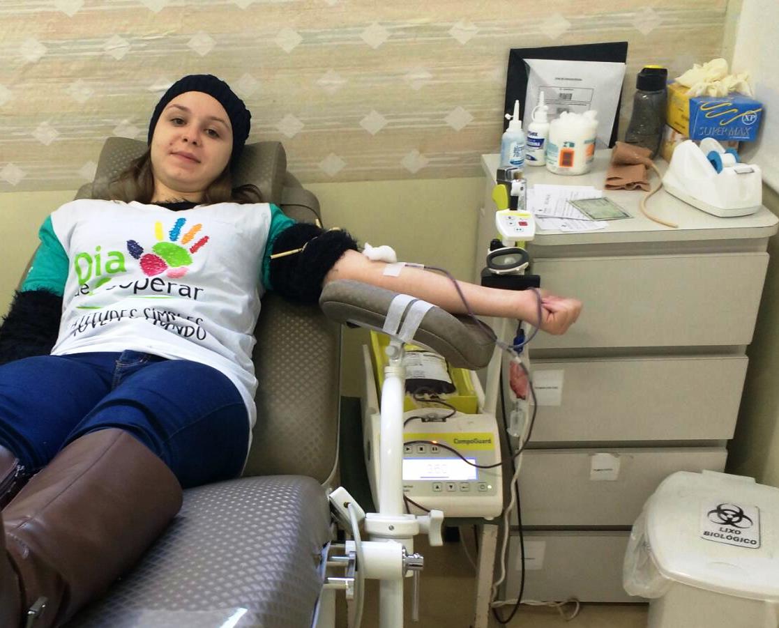 Doação de sangue e recolhimento de brinquedos fizeram parte do Dia C de Cooperar