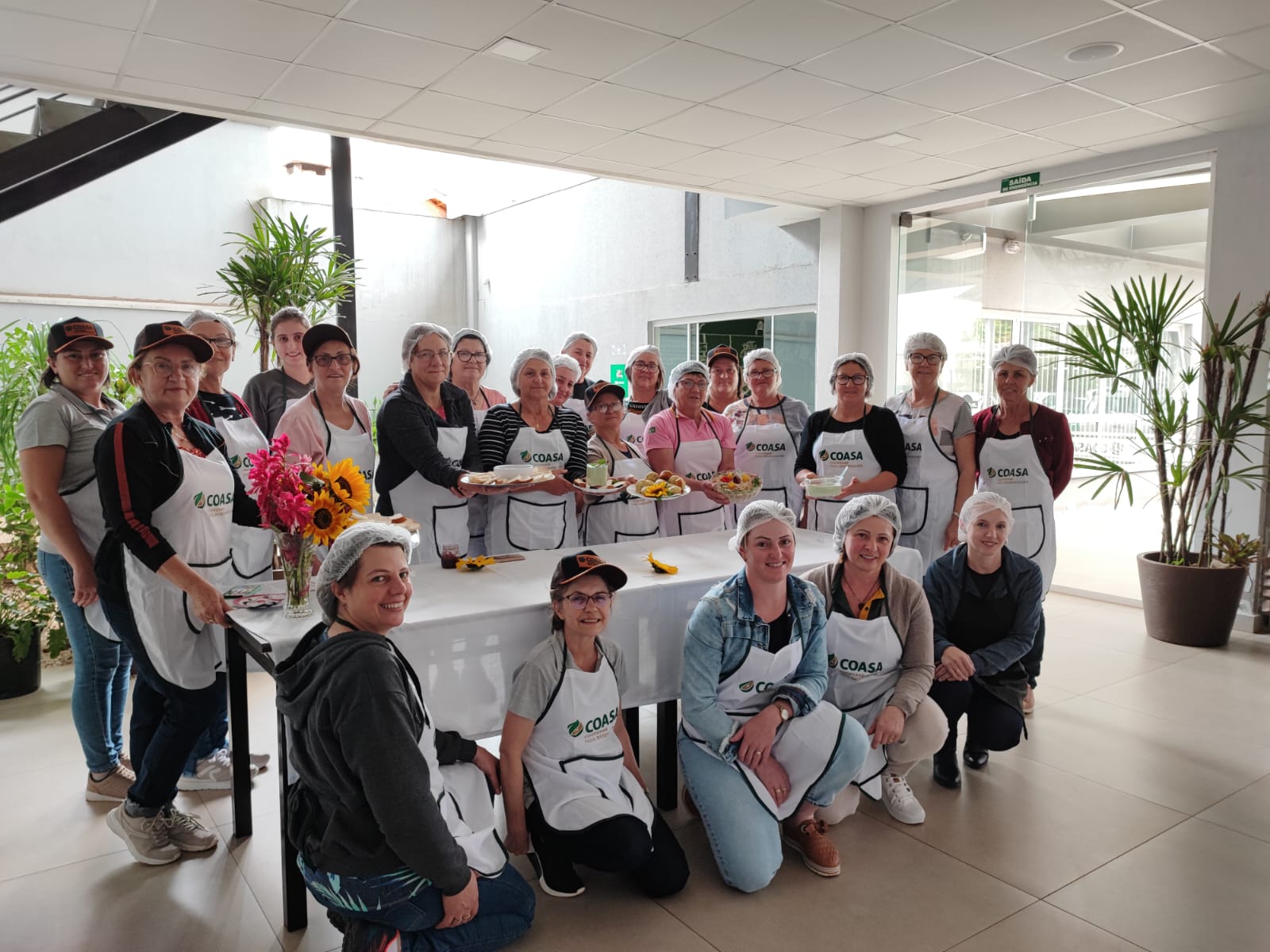 Uso das plantas bioativas e plantas alimentícias não convencionais é tema de curso para associadas da Coasa