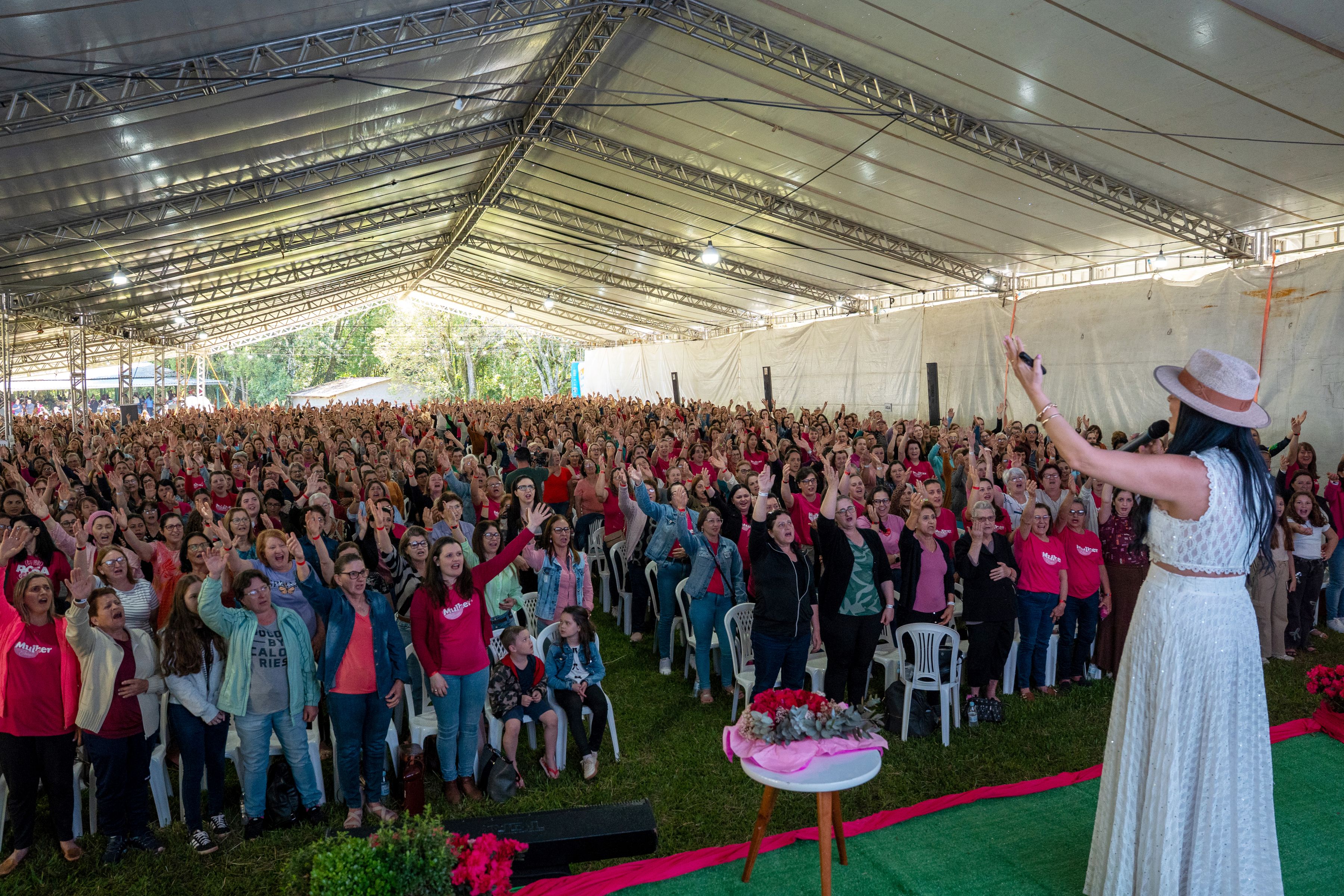 Encontro Mulher Coasa terá foco no autoconhecimento e nas potencialidades femininas