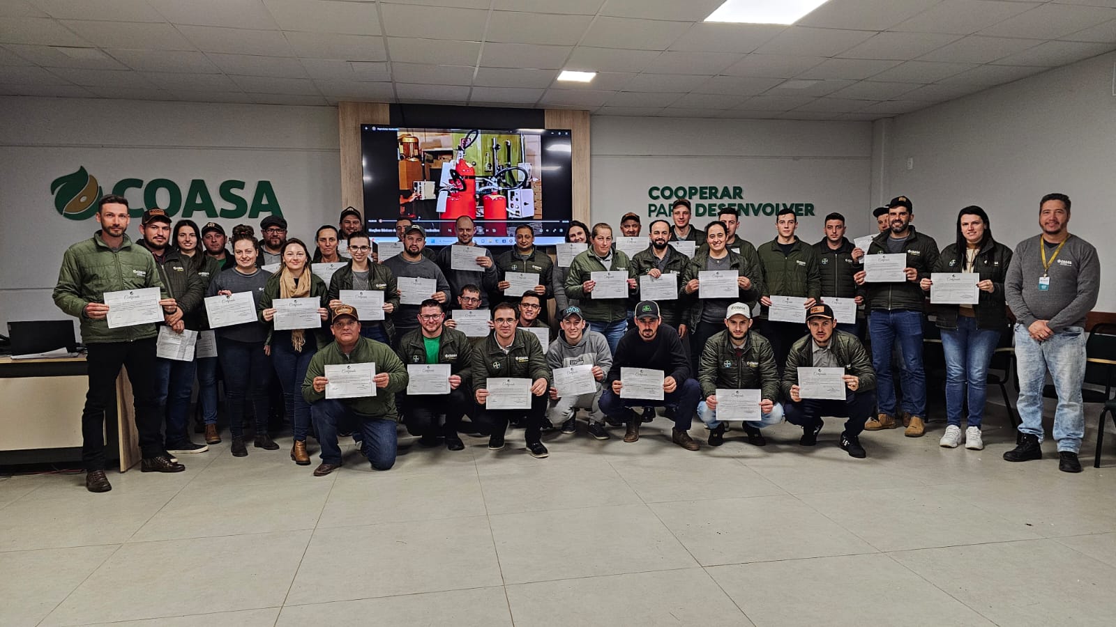 Colaboradores da Coasa concluem treinamentos em normas regulamentadoras