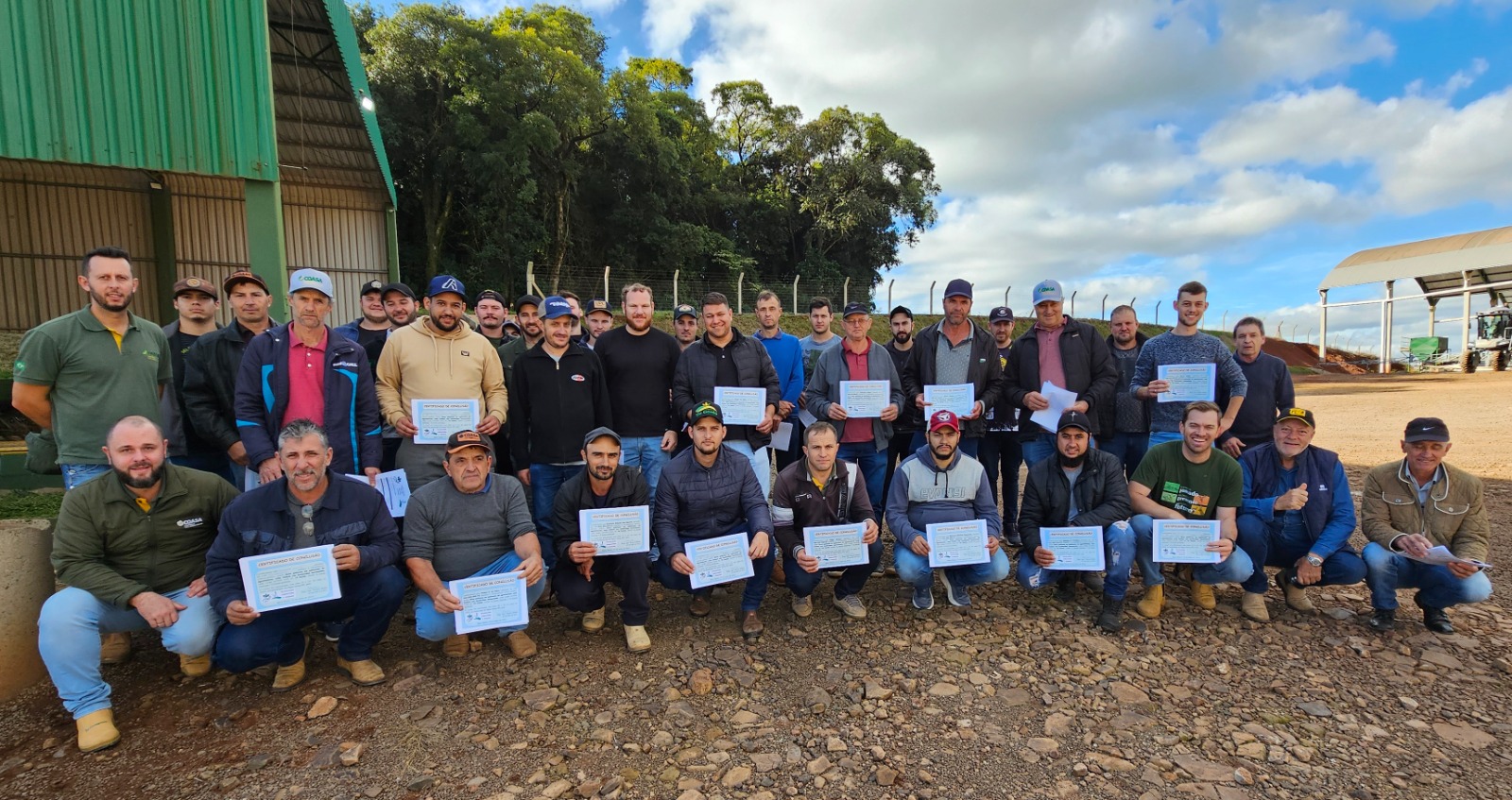 Curso aborda boas práticas no uso de produtos hormonais na agricultura