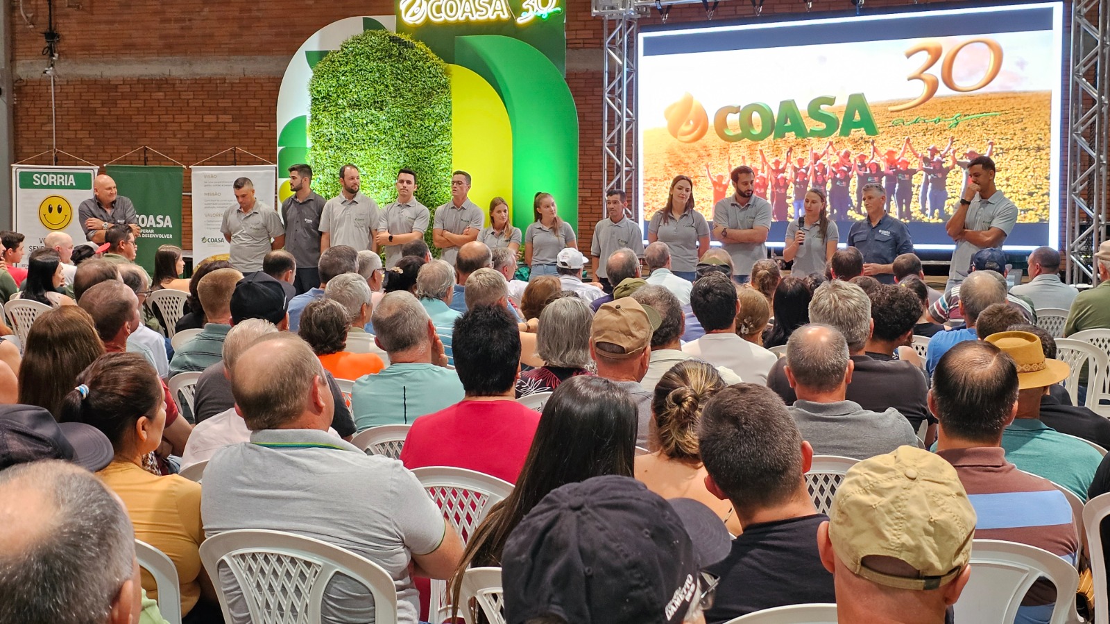 Coasa inicia Encontros Regionais da Família - Especial 30 Anos 